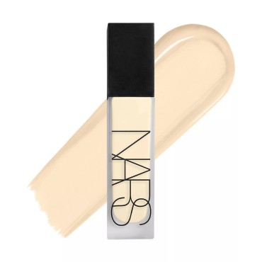 Natural Matte Longwear Foundation L0 - Siberia